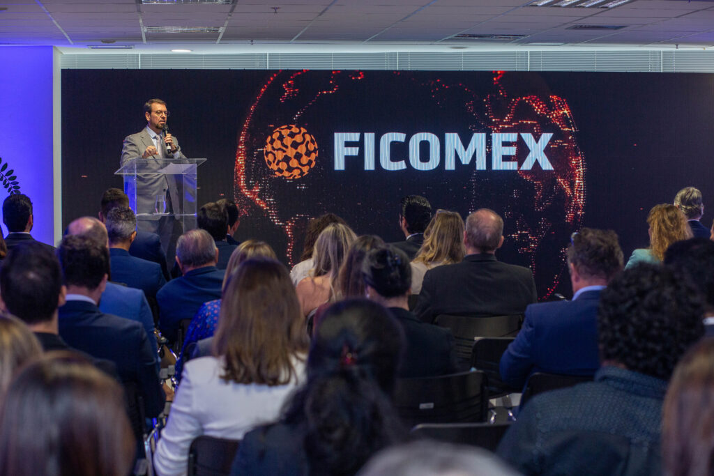 Presidente Rubens Fileti em evento de lançamento da Ficomex