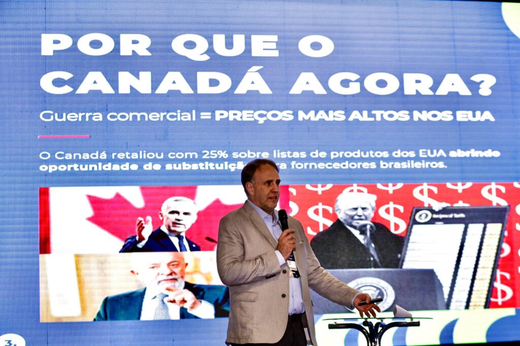 Representante dos EUA indica tentativas de reverter sobretaxas, enquanto Canadá adota tom para manter estreitamento com o Brasil