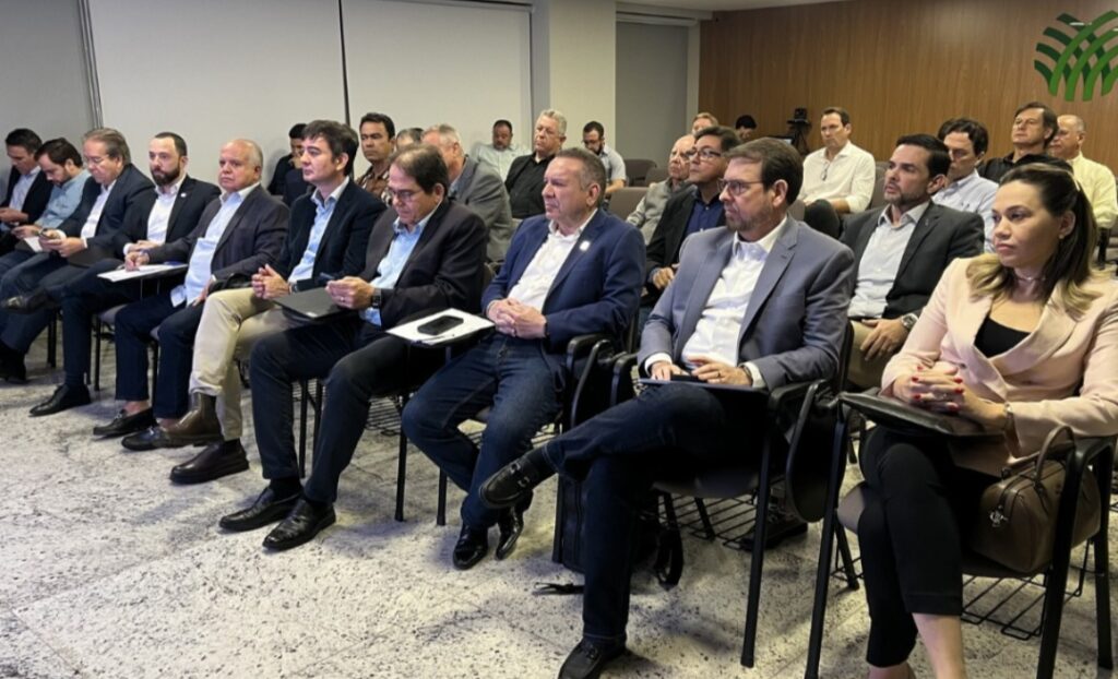 Reunião Fórum Entidades Empresariais